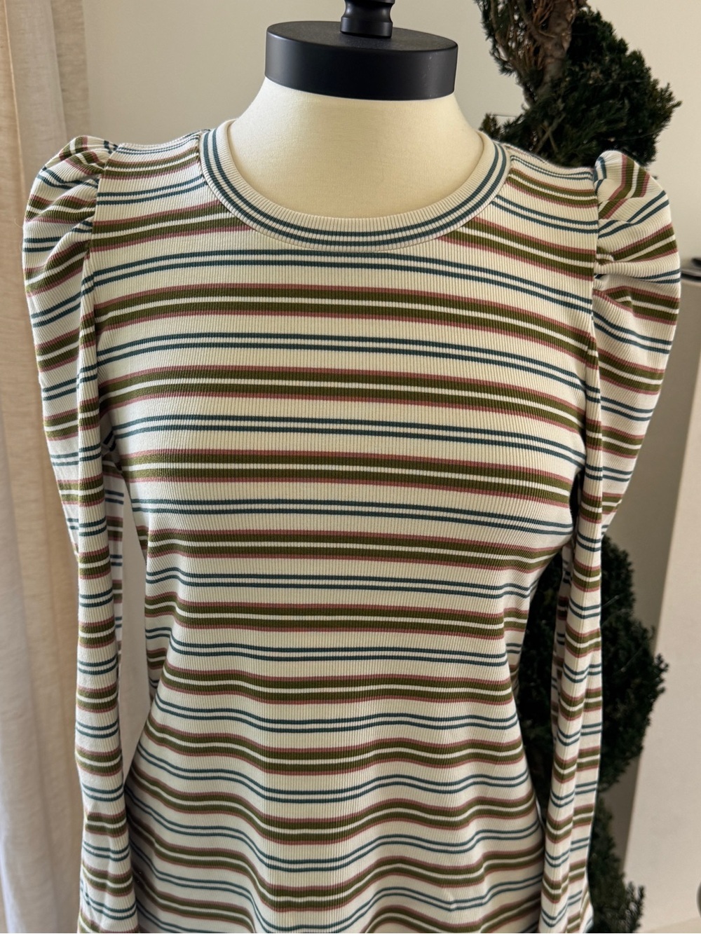 Veronica Beard Striped Puff-Shoulder Long Sleeve Tee - Cream/olive/blue Size L